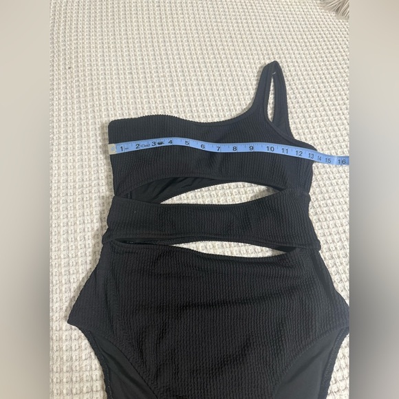 Stylish Black One Piece Swimsuit - Picture 6 of 10